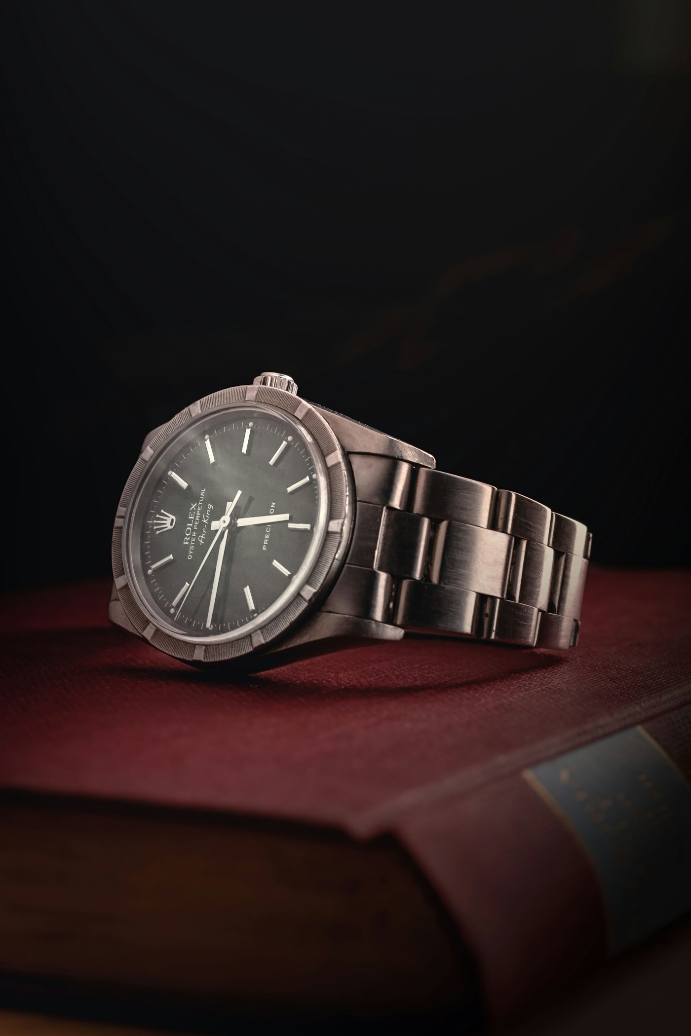 Authentic luxury watch — premium timepieces at Tictic.lk Sri Lanka